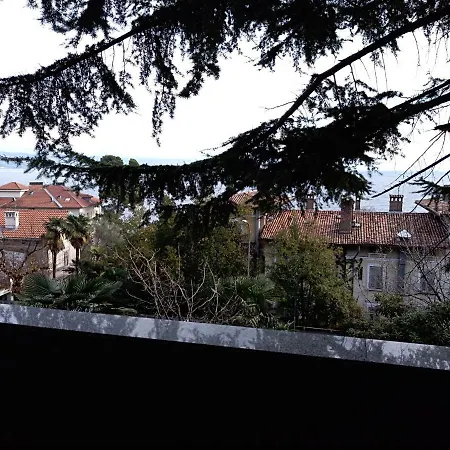 Apartament Lilly *